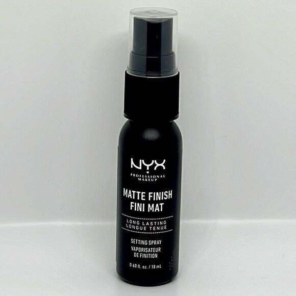 🌟$8 NYX Matte Finish Long Lasting Makeup Setting Spray - Picture 1 of 2